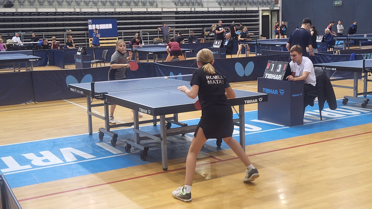 FOTO Stolnotenisačice Šibenika nastupile na memorijalu u Osijeku, Katja i Loreta Mandić stigle do polufinala