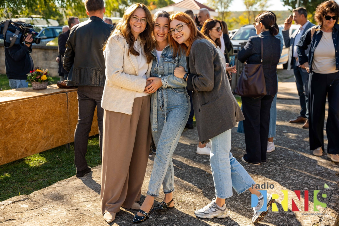 Čuvarice tradicije i stup zajednice: U Pakovom Selu obilježen Svjetski dan seoskih žena