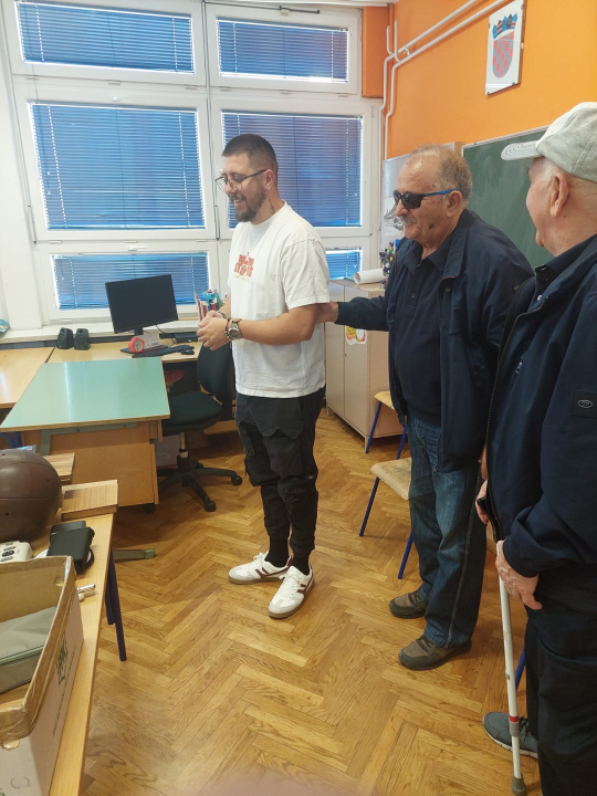 Lions klub Luca i županijska Udruga slijepih obilježili Međunarodni dan bijelog štapa