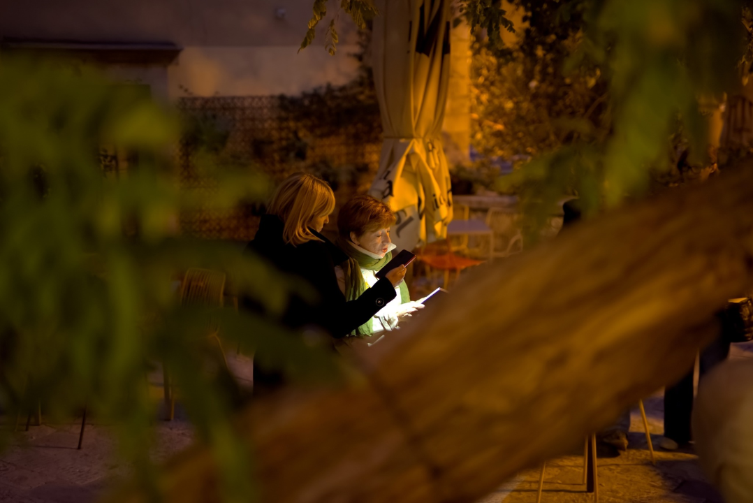 'Odrasli čitaju naglas': Održana šetnja Šibenikom uz prozu i poeziju 