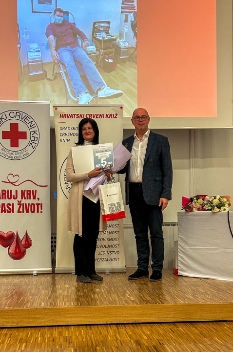 Crveni križ Knin obilježio Dan darivatelja krvi: 'Prikupili 670 doza krvi samo u ovoj godini'