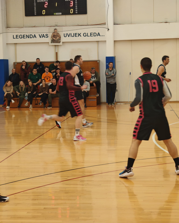 FOTO Počeo ŠRKL: Karika počela obranu naslova pobjedom protiv prošlosezonskog finalista