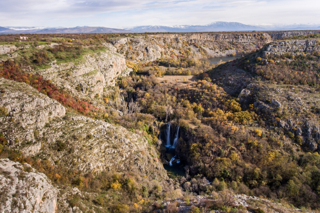 FOTO: Jesenski odmor u srcu prirode – hostel Titius i Nacionalni park „Krka“ po nižim cijenama