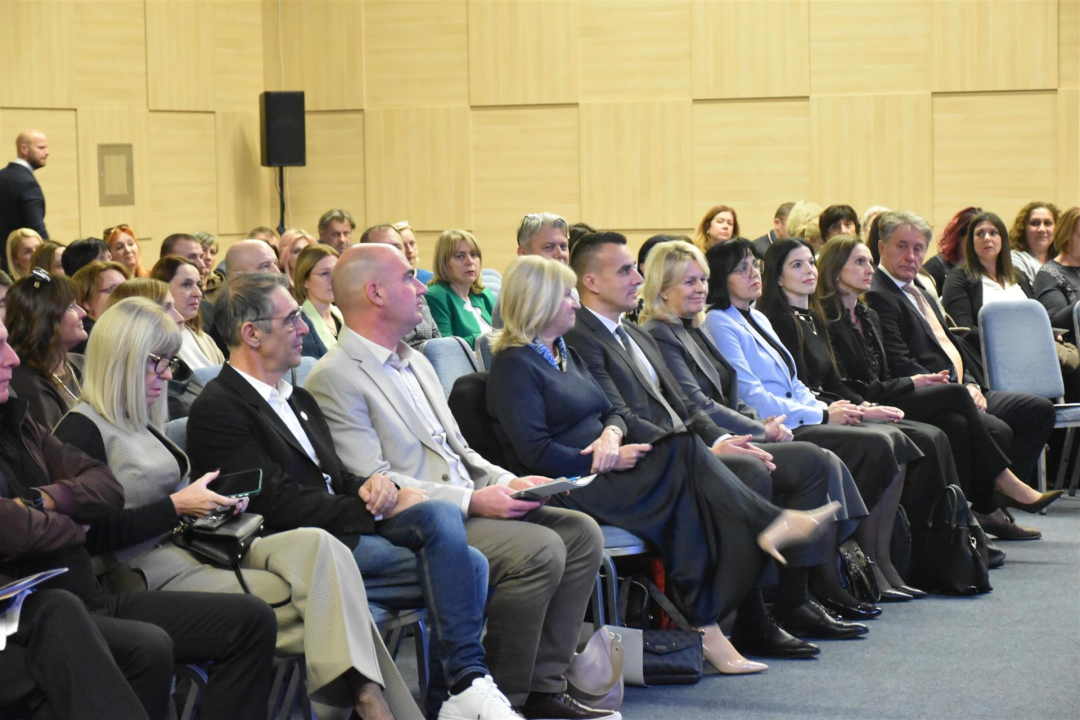 Otvoren Državni stručni skup za ravnatelje, tajnike i voditelje računovodstva škola i vrtića