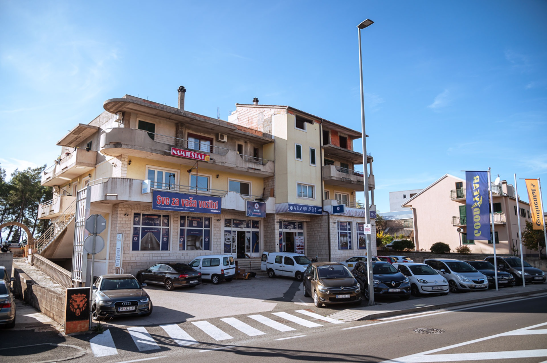 20 godina kvalitete, stručnosti i povjerenja: Najveći izbor akumulatora i guma u županiji pronaći ćete u Auto-Timu!