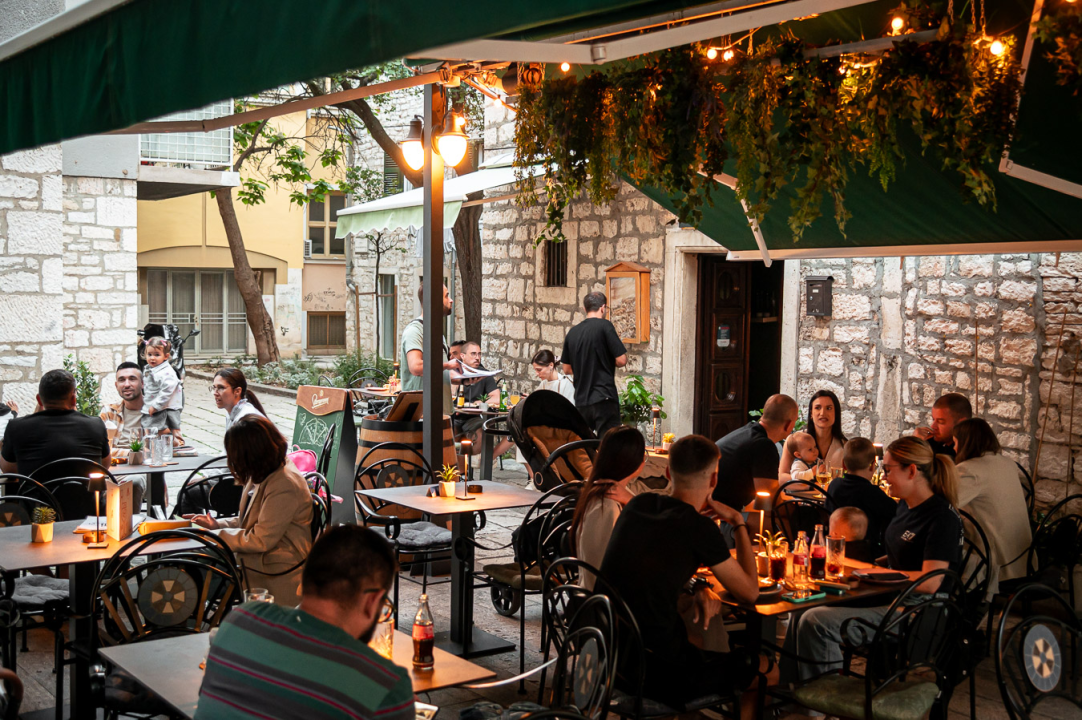 FOTO Prepustite se užitku autentične talijanske pizze u Pizzeriji Fratelli