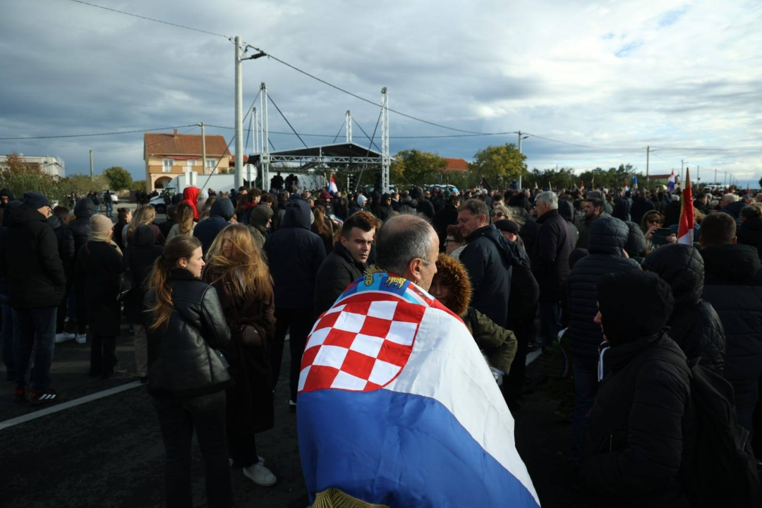 Prigodnim programom obilježena 34. obljetnica stradanja Škabrnje