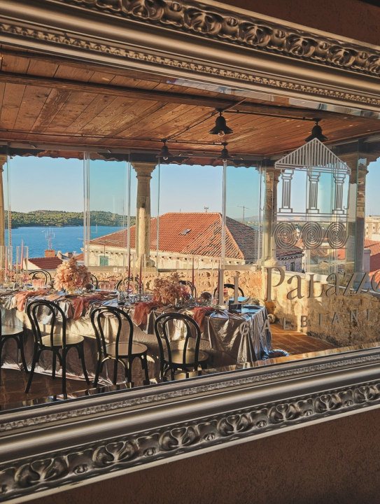 FOTO Organizirajte svoj intimni blagdanski domjenak na najposebnijem mjestu u gradu!