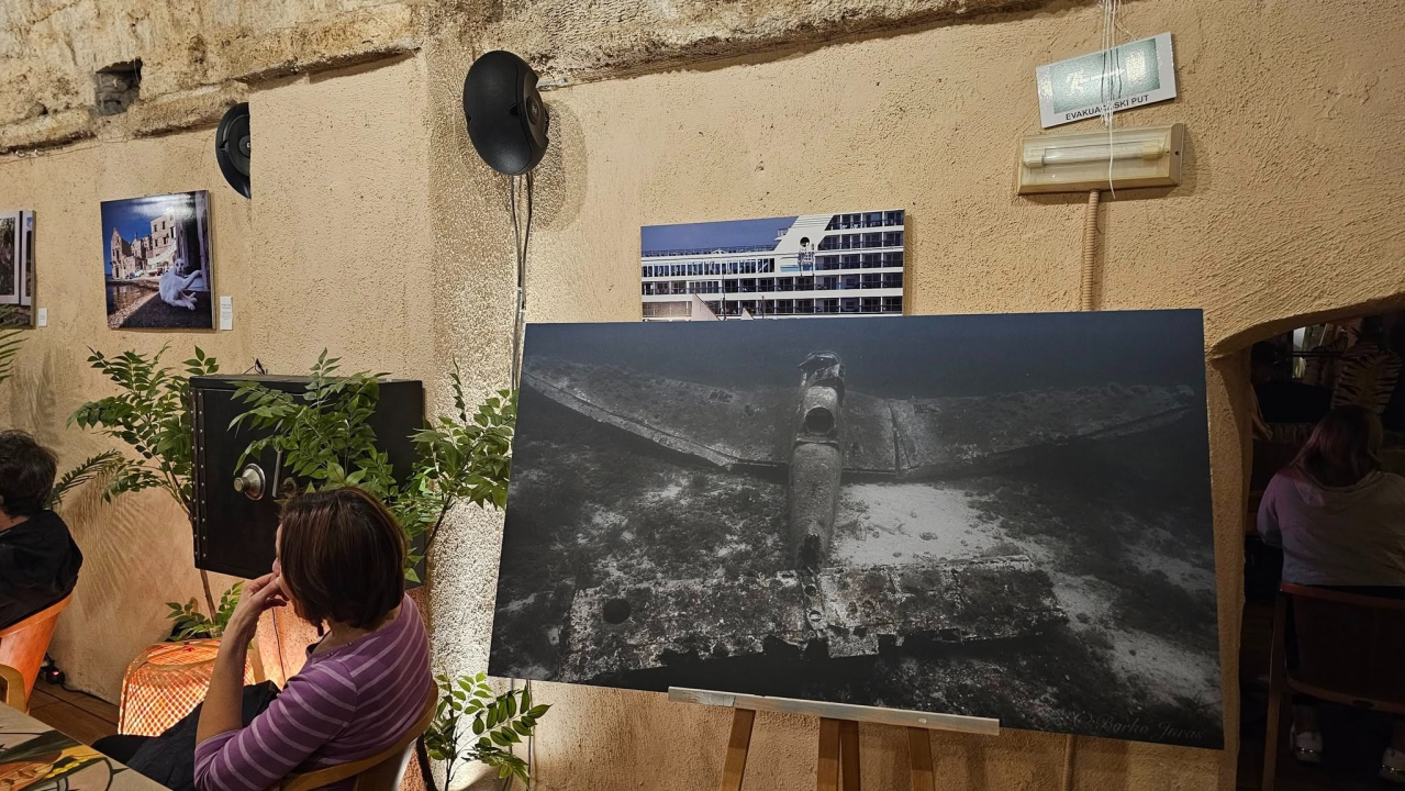U Azimutu otvorena izložba 'Podmorje'