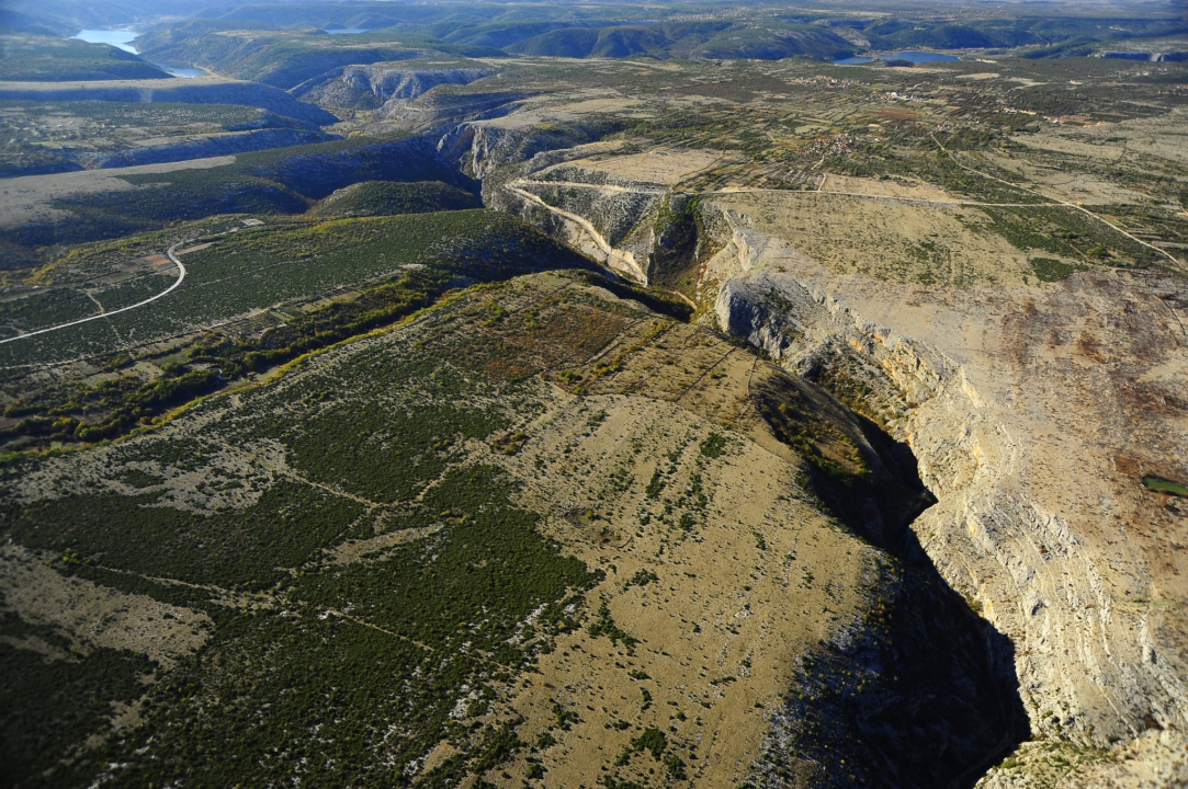 Skriveni dragulj dalmatinskog krša: Kanjon Čikole postaje hit među avanturistima