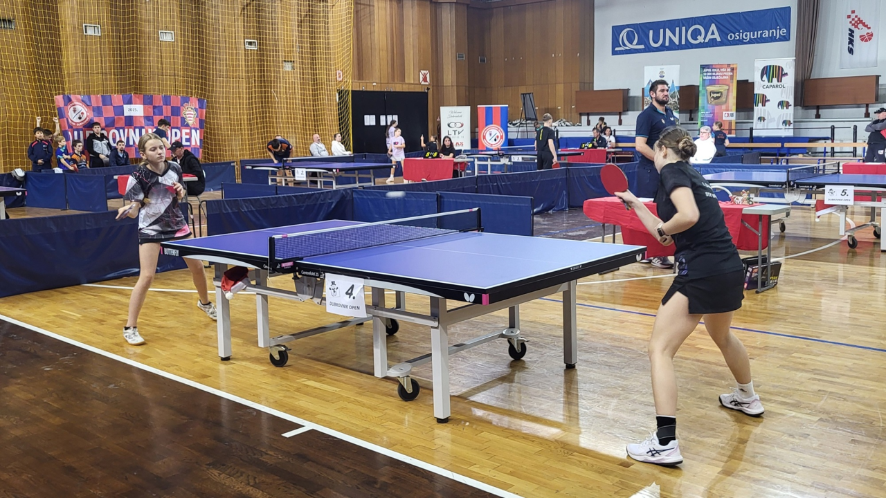 FOTO Stolnotenisačice Šibenika uspješne na kraju godine: tri medalje u Dubrovniku, četiri u Zagrebu