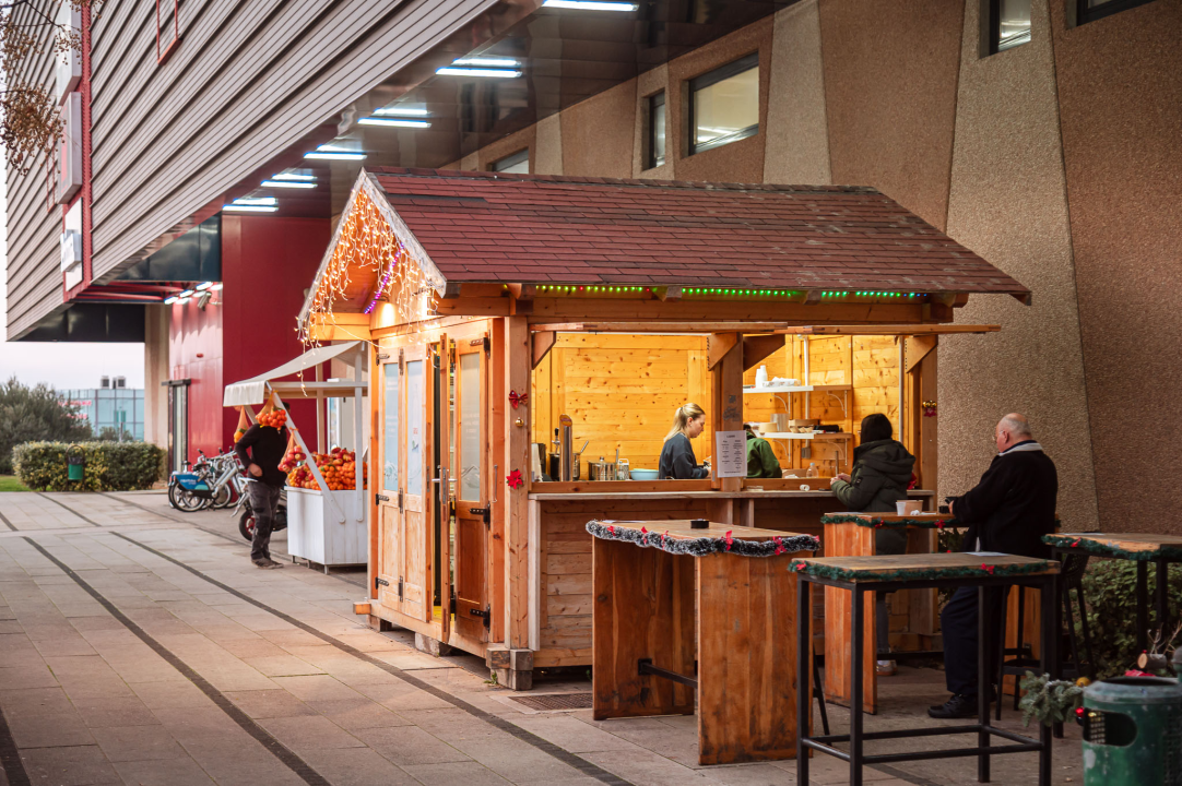 FOTO Novi šibenski street food: Broot Al’ No.1 donosi gotova jela, slasne sendviče i svjetski hit – spud bud krumpir! 