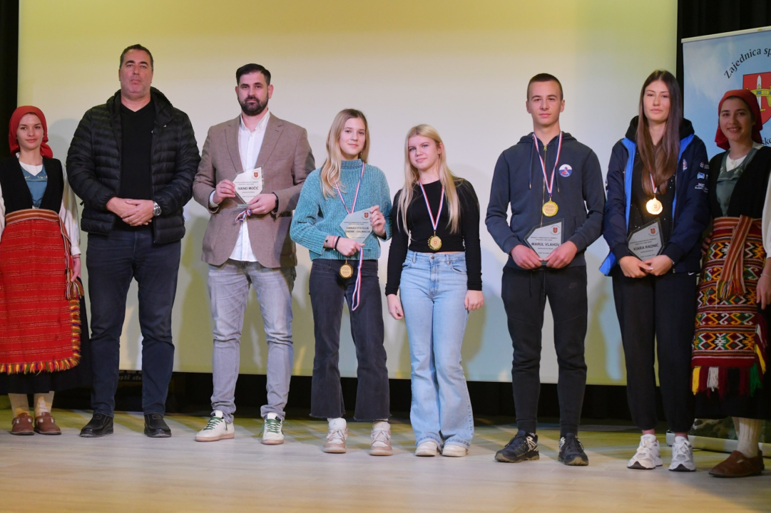 U Kulturnom domu u Unešiću u utorak je održana svečanost proglašenja najboljih mladih sportaša
