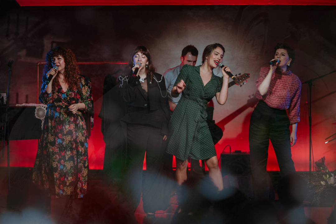 U čast Gabi i Arsena: Četiri vokalistice oduševile šibensku publiku