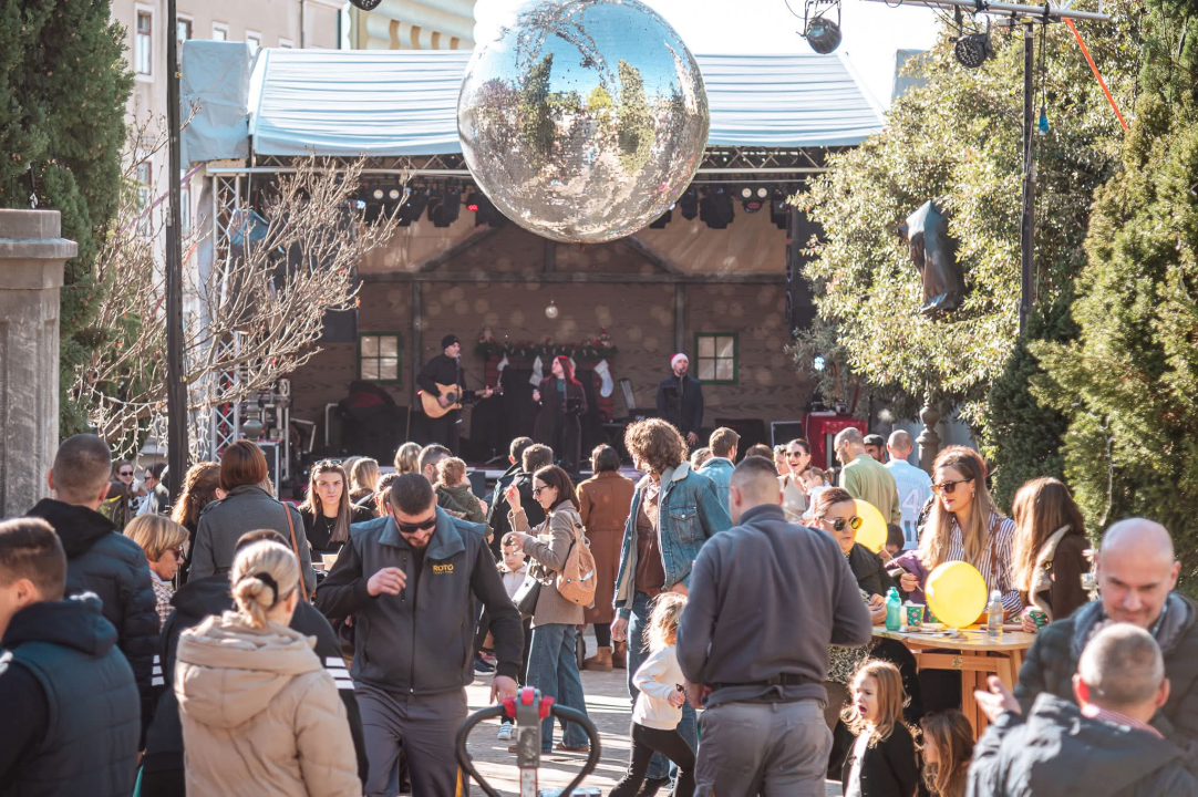 Soulwarmersi rasplesali Adventuru, Pull Off preuzima pozornicu večeras