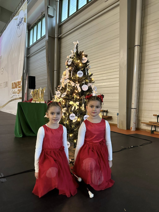 FOTO Šibenskim mažoretkinjama sedam medalja na 'Christmas Openu' u Budimpešti