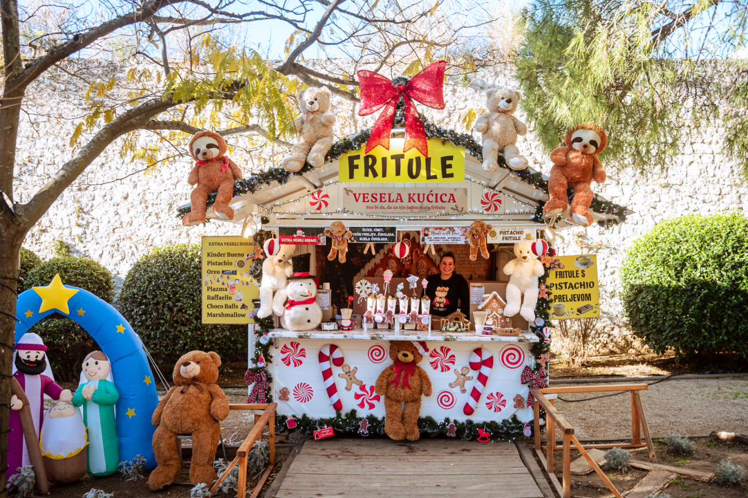 FOTO Idemo do grada: Doživite s nama čaroliju adventskih kućica