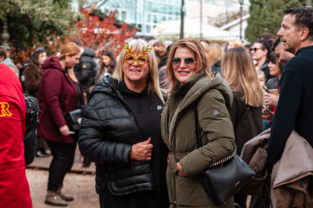 Badnjak u Šibeniku i ove godine uz savršeni soundtrack: Fenixi zapalili park