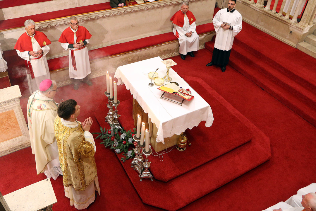 Polnoćka u katedrali