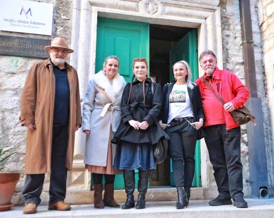 U Muzeju otvorena izložba i predstavljena slikovnica 'Narodne priče'