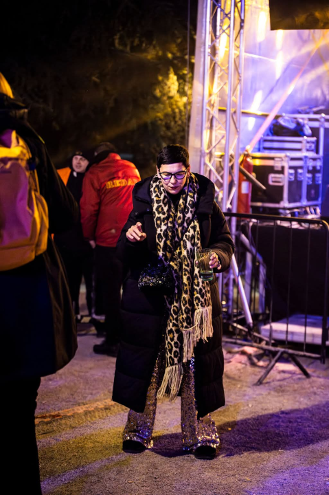 FOTO Šibenčani i gosti guštali u najluđoj noći na nekoliko lokacija, nije ih omela ni hladnoća