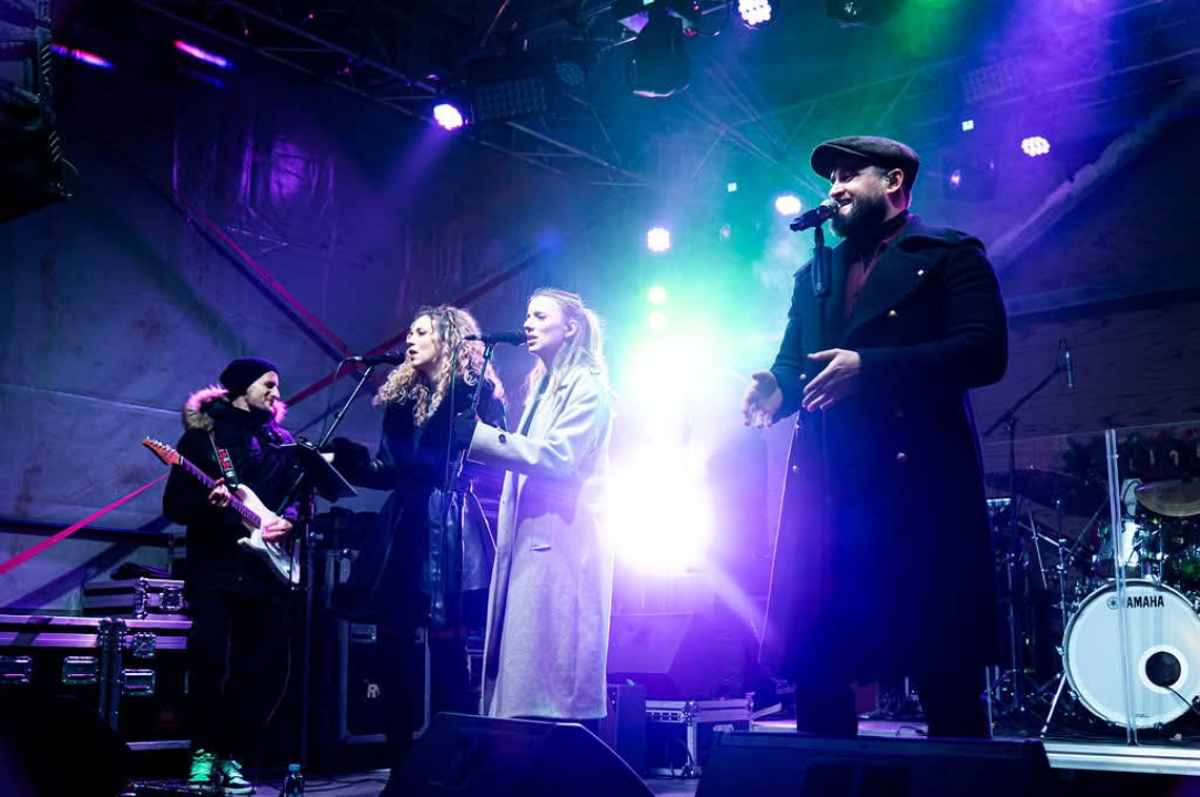 FOTO Šibenčani i gosti guštali u najluđoj noći na nekoliko lokacija, nije ih omela ni hladnoća