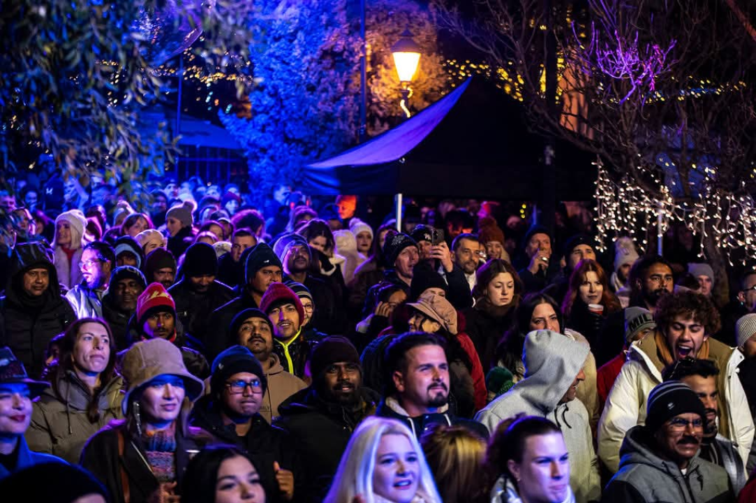 FOTO Šibenčani i gosti guštali u najluđoj noći na nekoliko lokacija, nije ih omela ni hladnoća