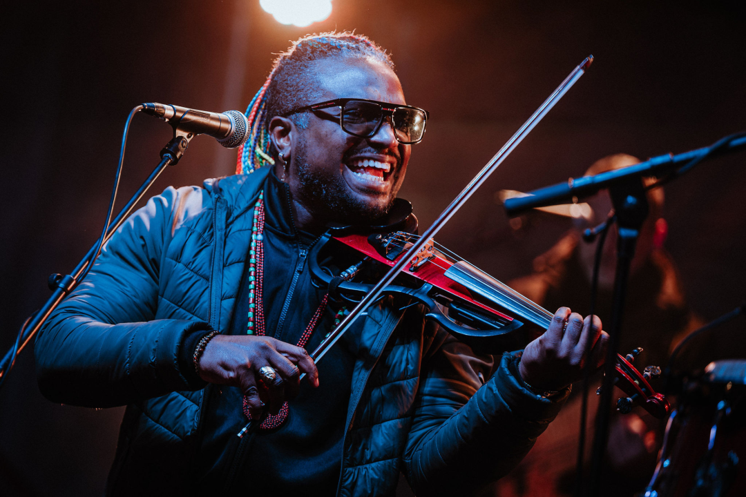 Spektakl za kraj: Energični Cubismo rasplesao Šibenčane i zaključio ovogodišnju Adventuru