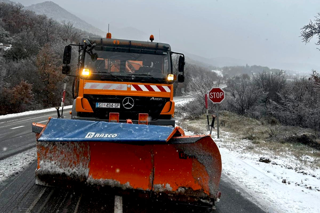 Župan Rakić i direktor Cesta Šibenik obišli kninsko područje pogođeno nevremenom