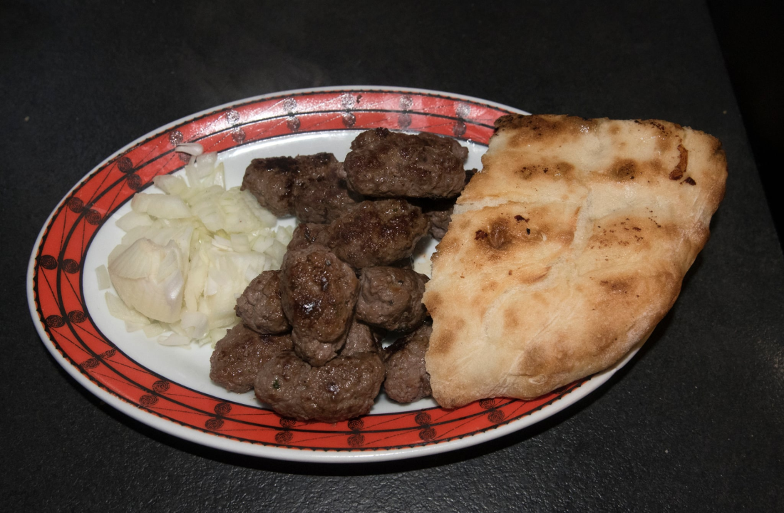 Šibenski bonkulović: Ćevapčići kakvi su se jeli na plesnjacima Krke, Jadrana i Dubravke