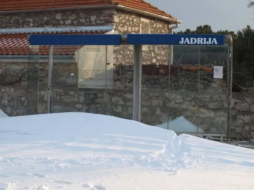 Prije 14 godina Šibenik je bio potpuno zatrpan snijegom