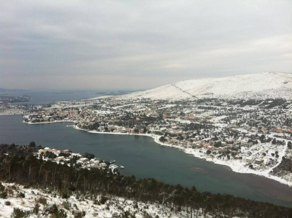 Prije 14 godina Šibenik je bio potpuno zatrpan snijegom