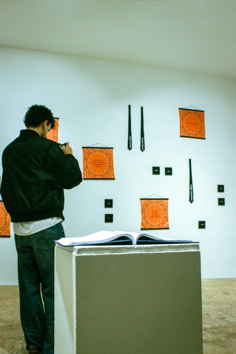 Otvorena izložba 'Zahvale doktora' šibenskog dizajnera Duje Kodžomana