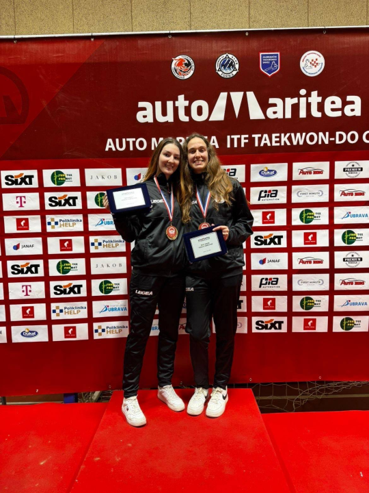 FOTO Taekwondo klub Solaris uspješan u Sesvetama: Vukić i Tudić najbolje borkinje turnira, sestrinski derbi u finalu juniorki