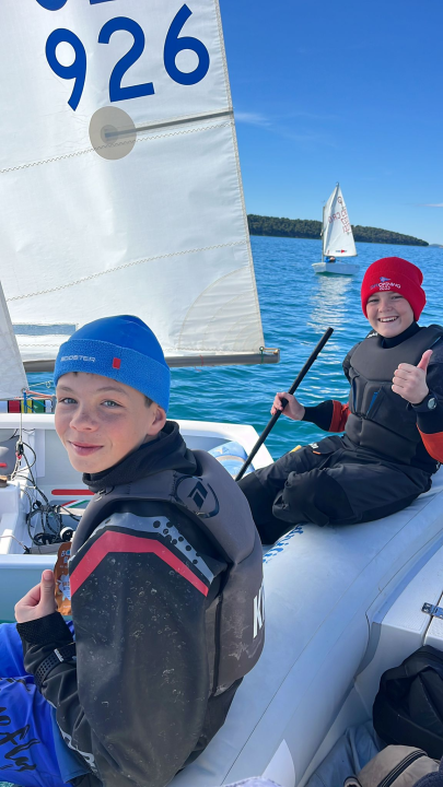 FOTO Jedriličari Šibenika uspješni u Trogiru: Blinja srebrni nakon lošeg starta, Perkov odličje drugi tjedan zaredom