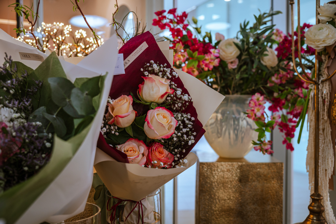 FOTO Šibenik dobio cvjetomat: Buketi iz cvjećarnice Viola dostupni 24 sata dnevno!
