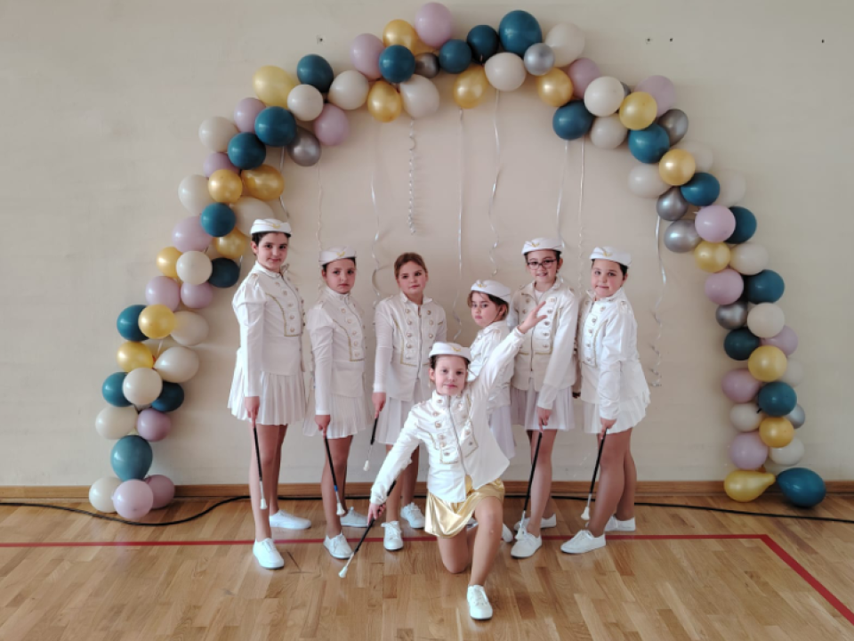 FOTO Primoštenske mažoretkinje zablistale na domaćem terenu i plasirale se na državno prvenstvo