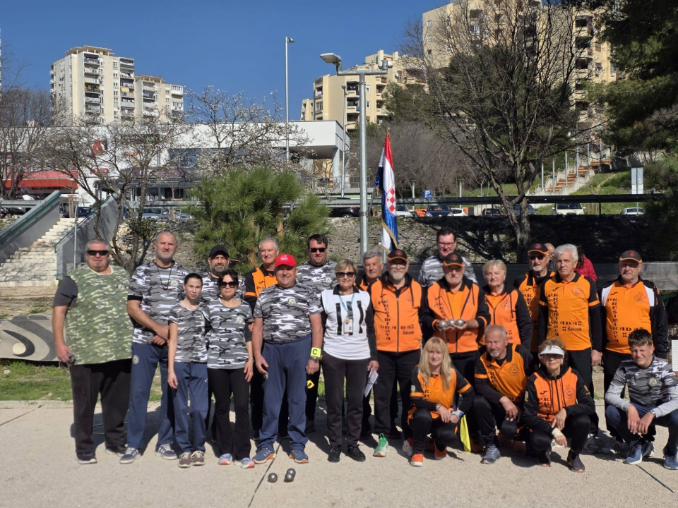 FOTO Počela Prva hrvatska liga u petanci: Dalmatino uspješan u Istri, Drnišani u debiju bolji od Kninjana