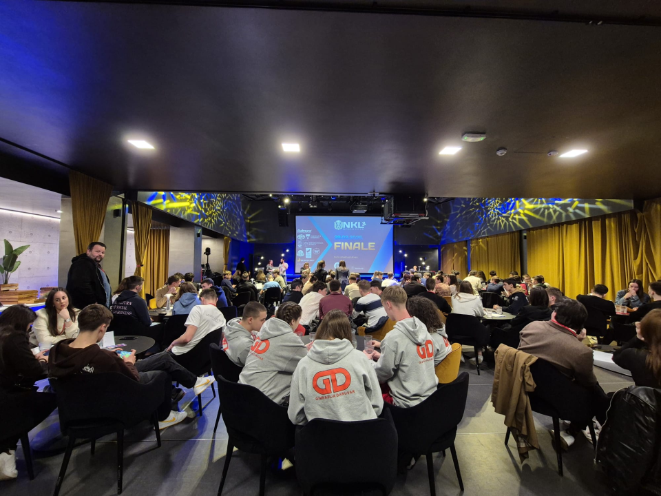 Srednjoškolsko kvizaško ludilo vraća se u Šibenik: Ekipe iz Hrvatske i BiH ovoga vikenda zaigrat će veliko finale NKL-a