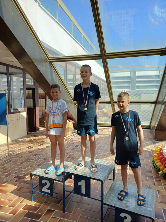 FOTO Plivačima Šibenika dva zlata, tri srebra i četiri bronce na Otvorenoj splitskoj ligi