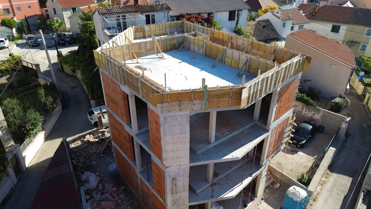 FOTO Planirate gradnju u Šibeniku? Iskusni tim vodi projekte od ideje do realizacije!