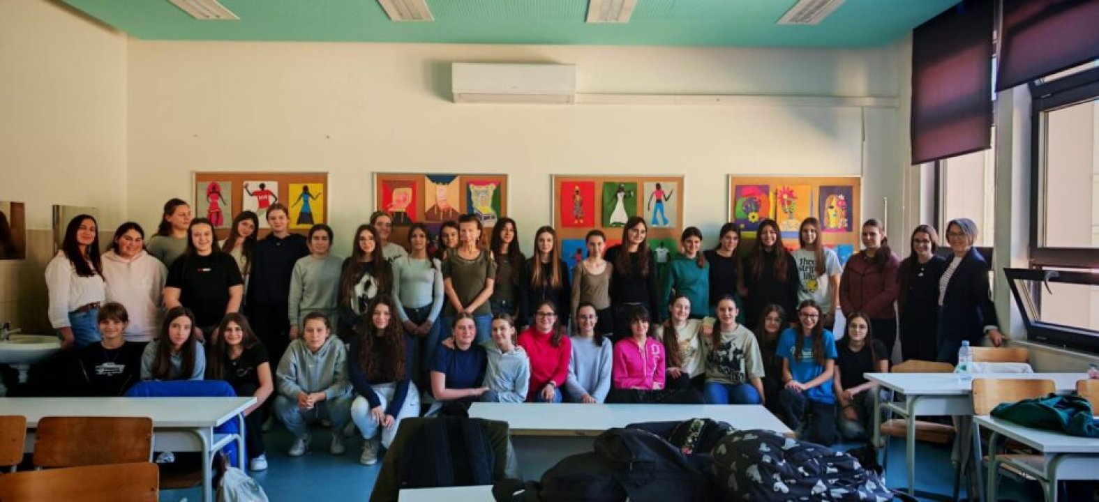 Dizajnerica koja prkosi invaliditetu: Karmen Herceg posjetila učenice OŠ Meterize