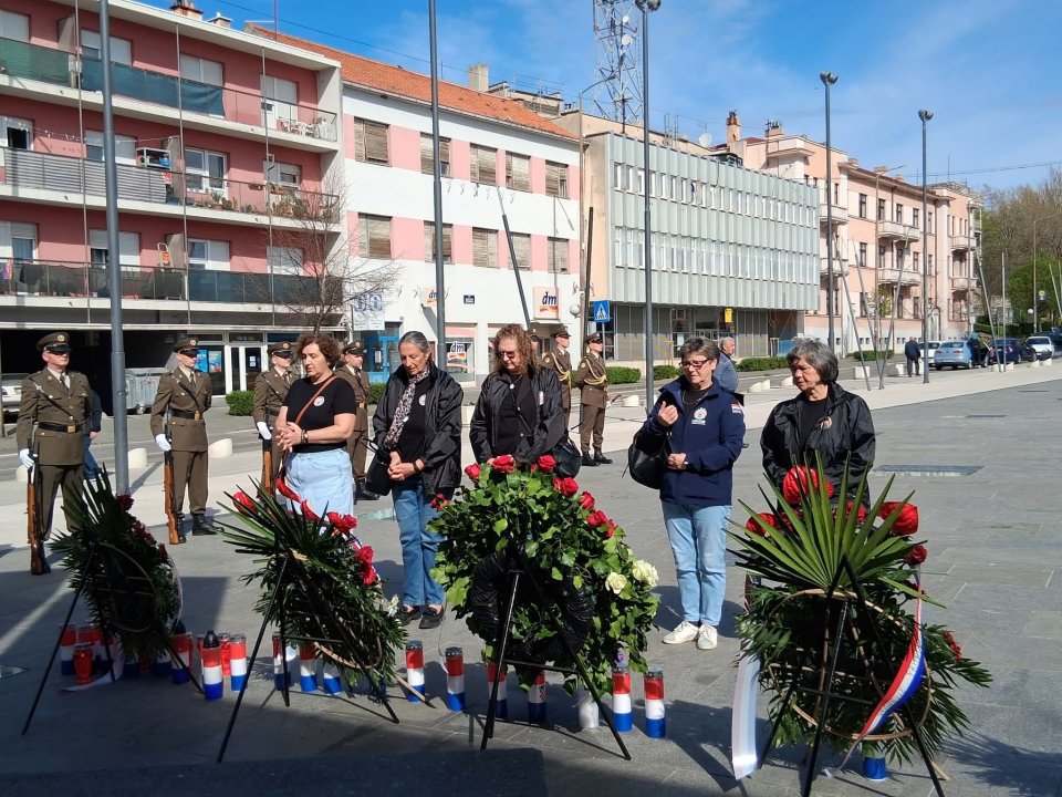 Knin obilježio 34 godine od osnutka HVO-a i žrtvu njegovih pripadnika