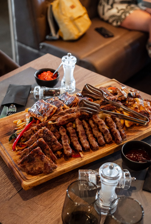 FOTO Proslavite svoje posebne trenutke u Leonardo BBQ & More!