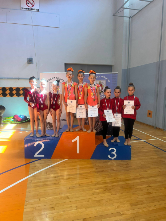 FOTO Ritmičarke Šibenik-Dalmacije domaćinstvo kvalifikacija regije Jug okrunile sa šest zlata