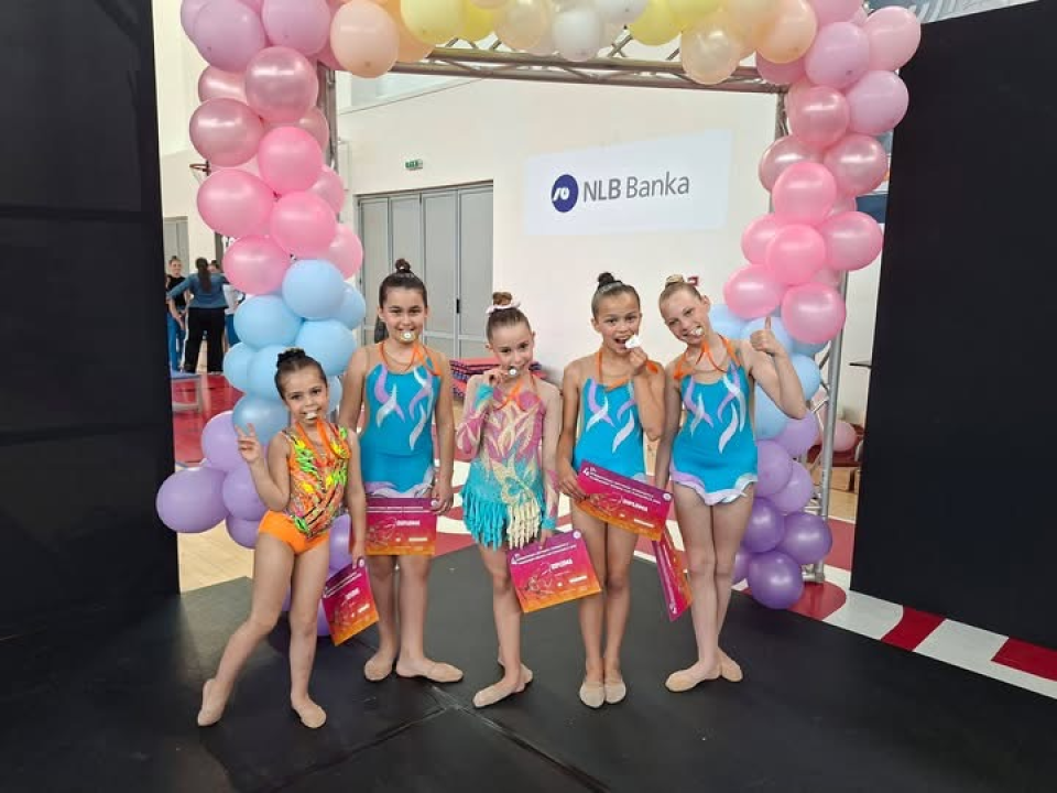 Šibenske gimnastičarke izvrsne na natjecanju u Crnoj Gori