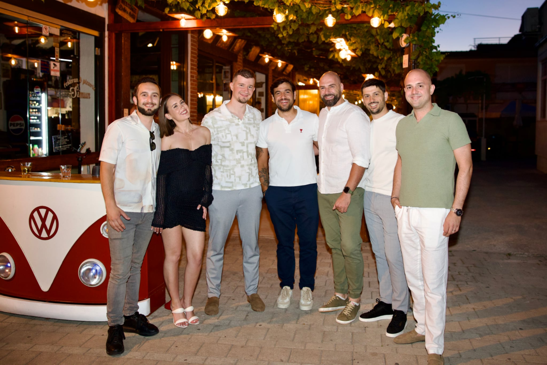 Estradna krema na promociji grupe Boss koja je obilježila ovogodišnji CMC festival