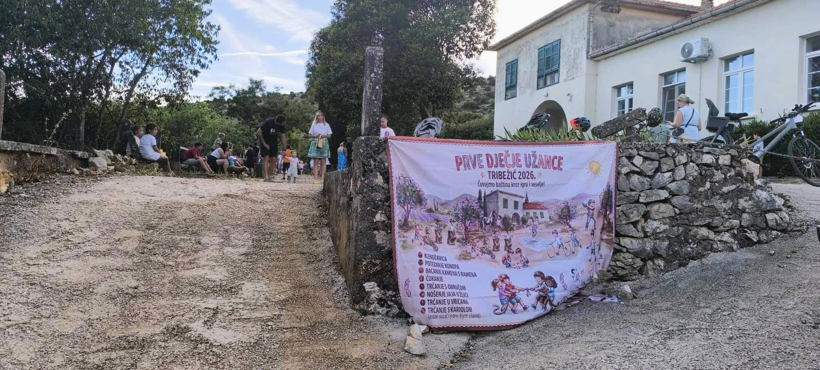 Prve 'Dječje užance' u Tribežiću oživjele tradicijske igre