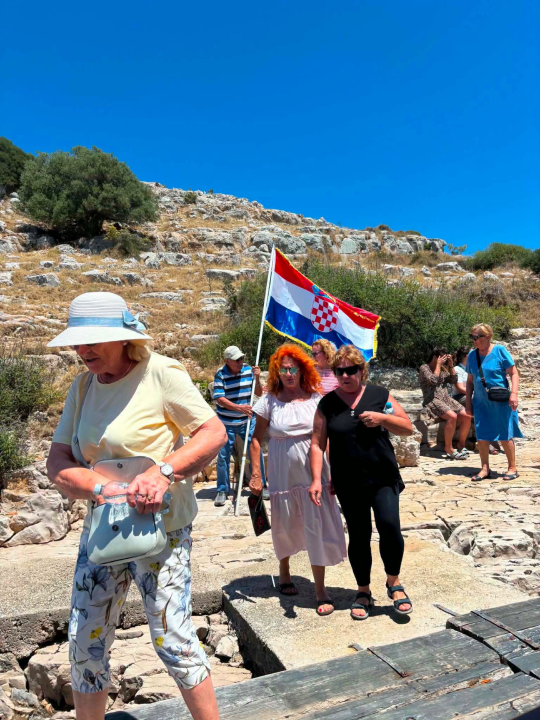 Gospe od Tarca ponovno okupila hodočasnike na Kornatu
