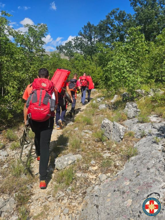 Već četvrti dan šibenski HGSS-ovci tragaju za ženom na Kapriju, jučer spašavali planinarku s Dinare